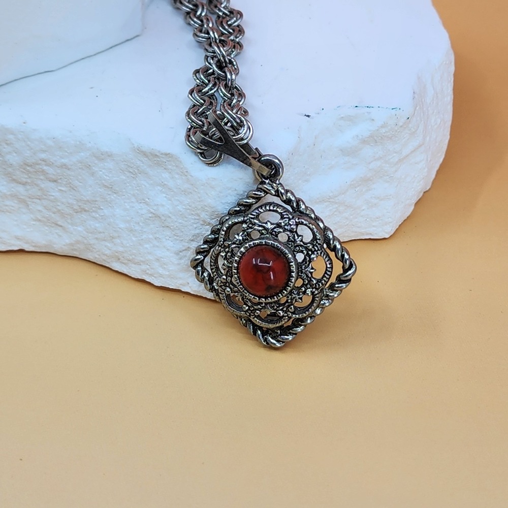 SARAH Red Cabochon Filigree Pendant Necklace Silver Tone Romantic Statement